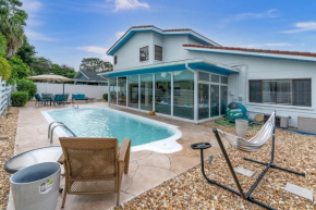New Amazing Heated Pool +14 min to AMI +5BR 20ppl